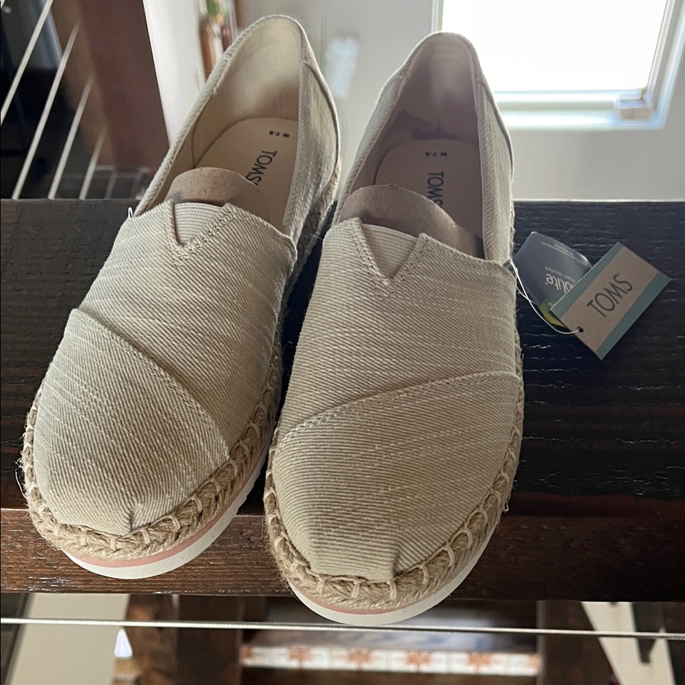 TOMS Women's Tan Espadrille Shoes